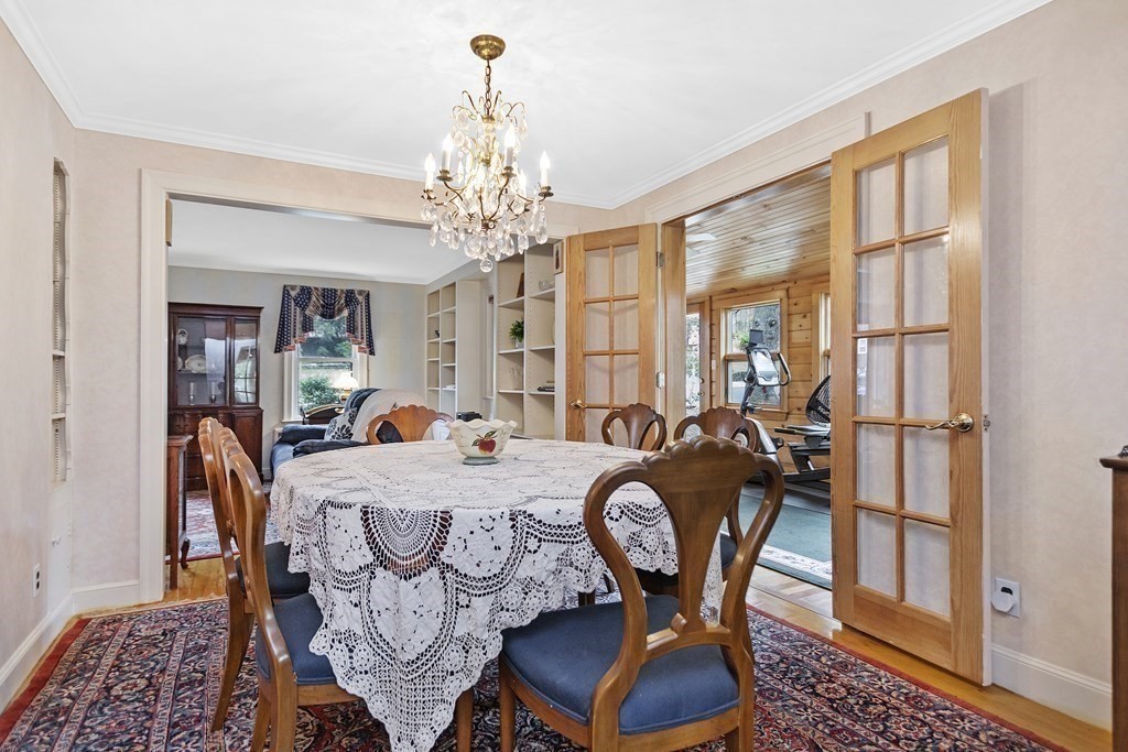71 East Quinobequin Road Newton, MA 02462 - Photo 8 of 19