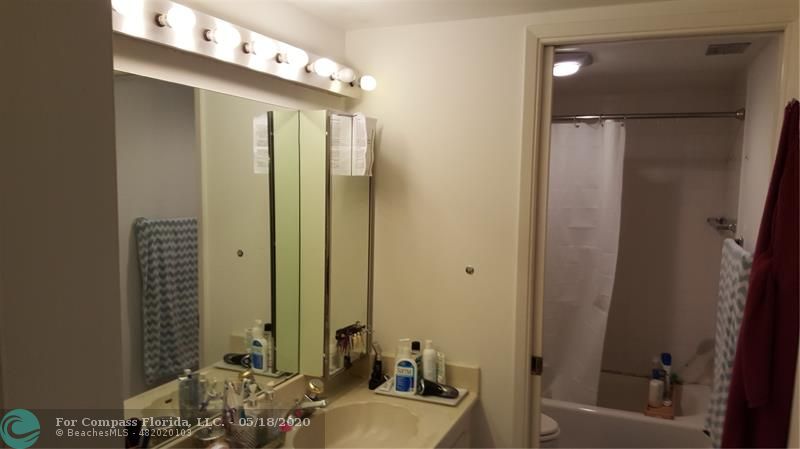 1865 Brickell Avenue, Unit A1502 Miami, FL 33129 - Photo 40 of 46