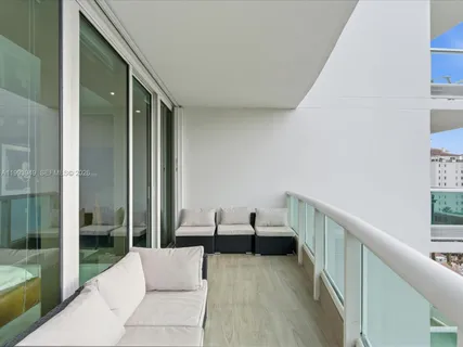 $2,750,000 | 19955 Northeast 38th Court, Unit 1205, Aventura, FL 33180