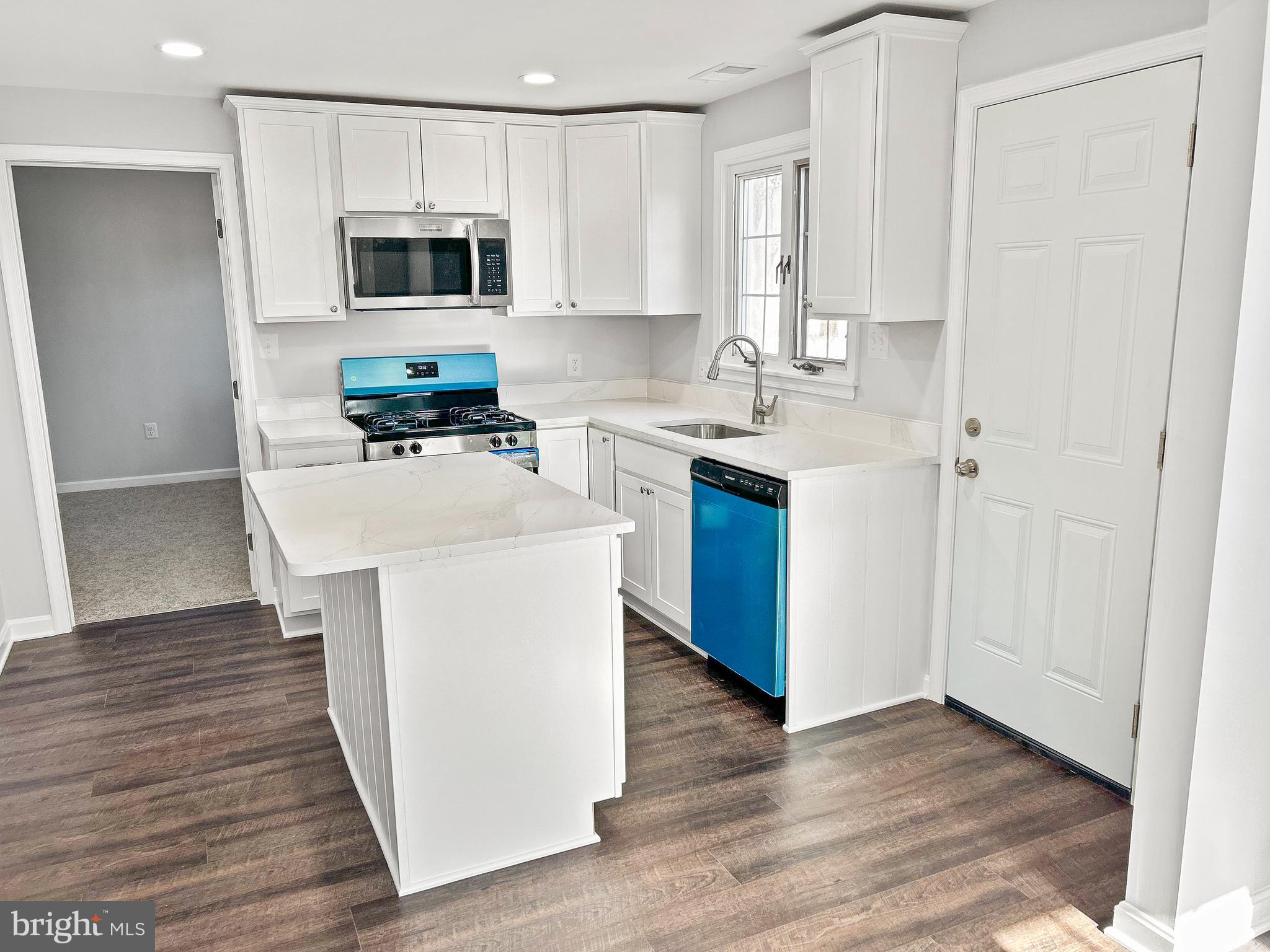 6142 Osborn Road Hyattsville, MD 20785 - Photo 4 of 42 Gallery Image 4