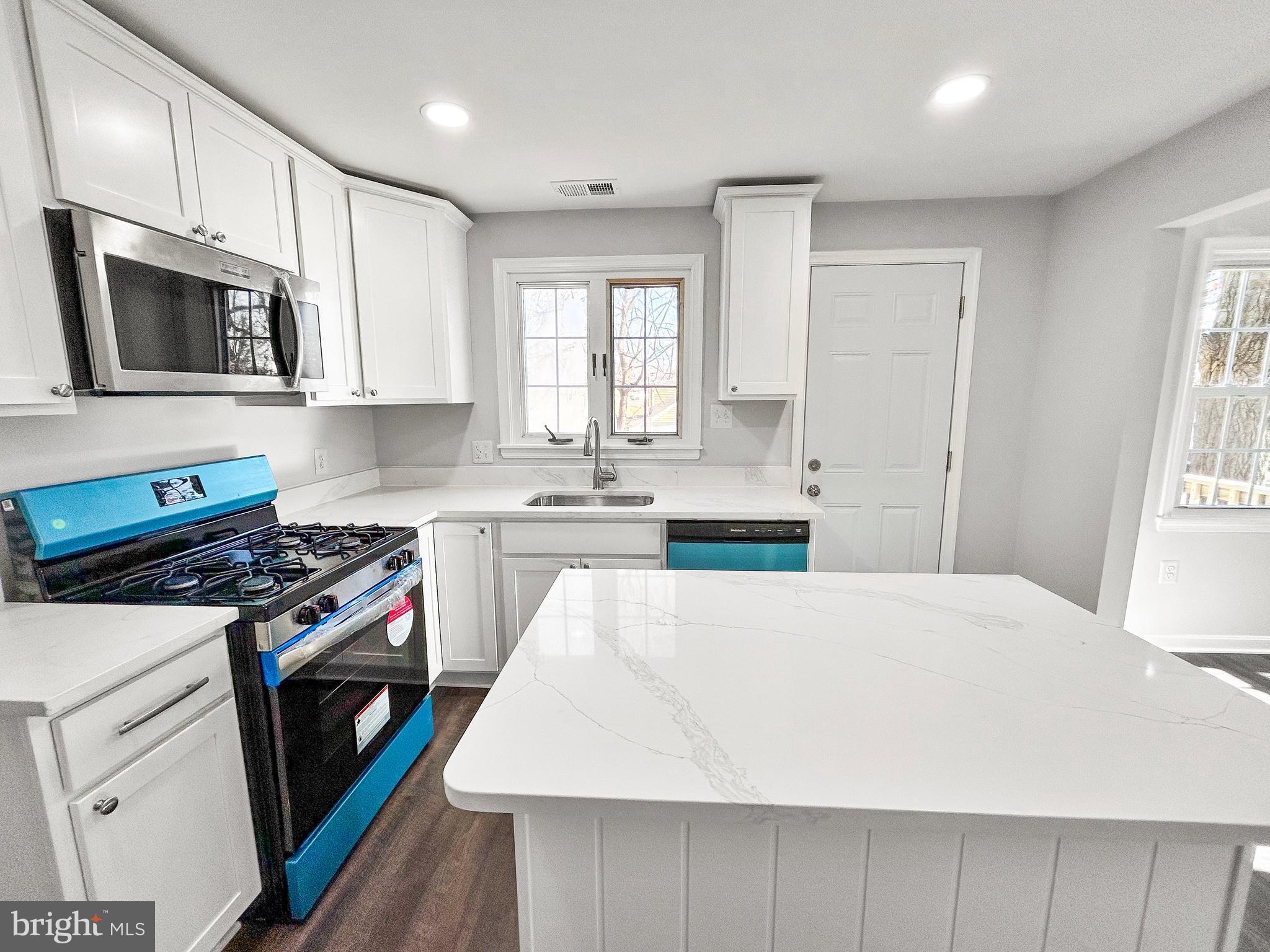 6142 Osborn Road Hyattsville, MD 20785 - Photo 9 of 42 Gallery Image 9