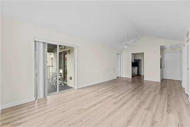 $160,000 | 3421 Winkler Avenue, Unit 410, Fort Myers, FL 33916