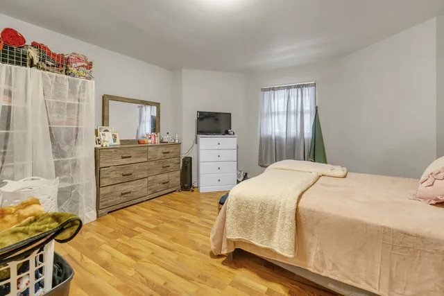 $309,000 | 922 Tappan Street, Woodstock, IL 60098