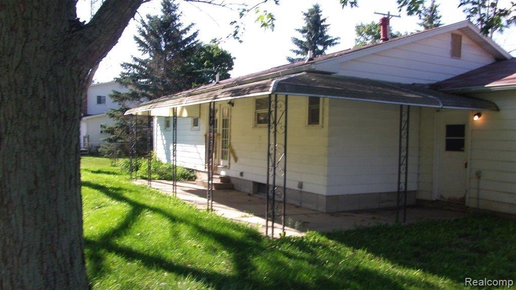 6083 West Stanley Road Mount Morris, MI 48458 - Photo 3 of 16 GEDC0699.JPG
