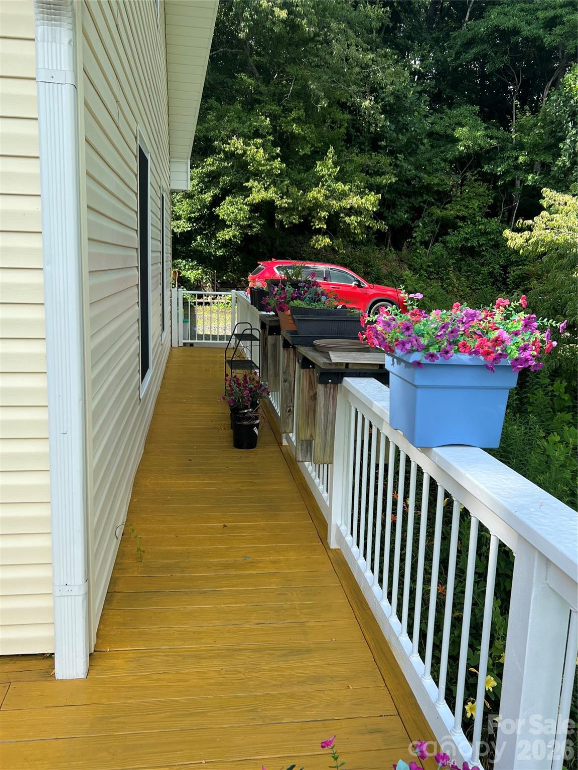 530 West Side Road Apex, NC 27523 - Photo 2 of 10