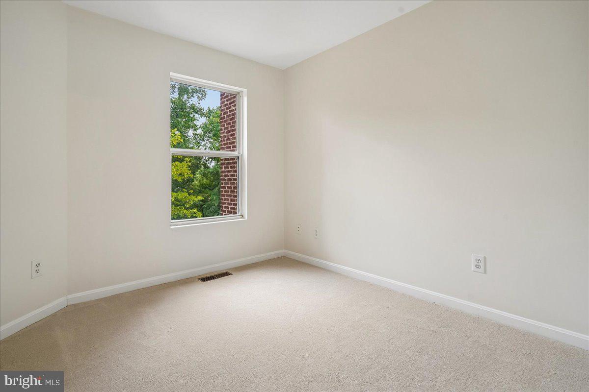 1711 Blue Flint Court Reston, VA 20190 - Photo 23 of 37 Additional Bedroom