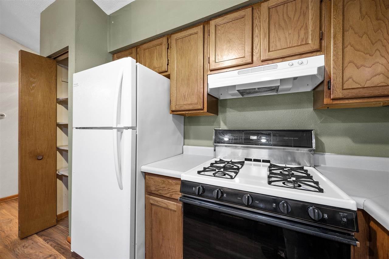 1990 Holiday Road Coralville, IA 52241 - Photo 7 of 26 Gallery Image 7