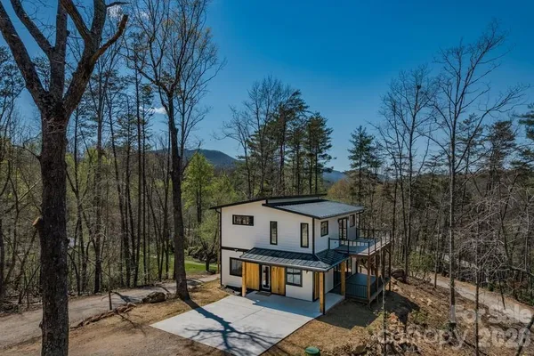 $469,000 | 85 Elrod Drive, Maxton, NC 28364
