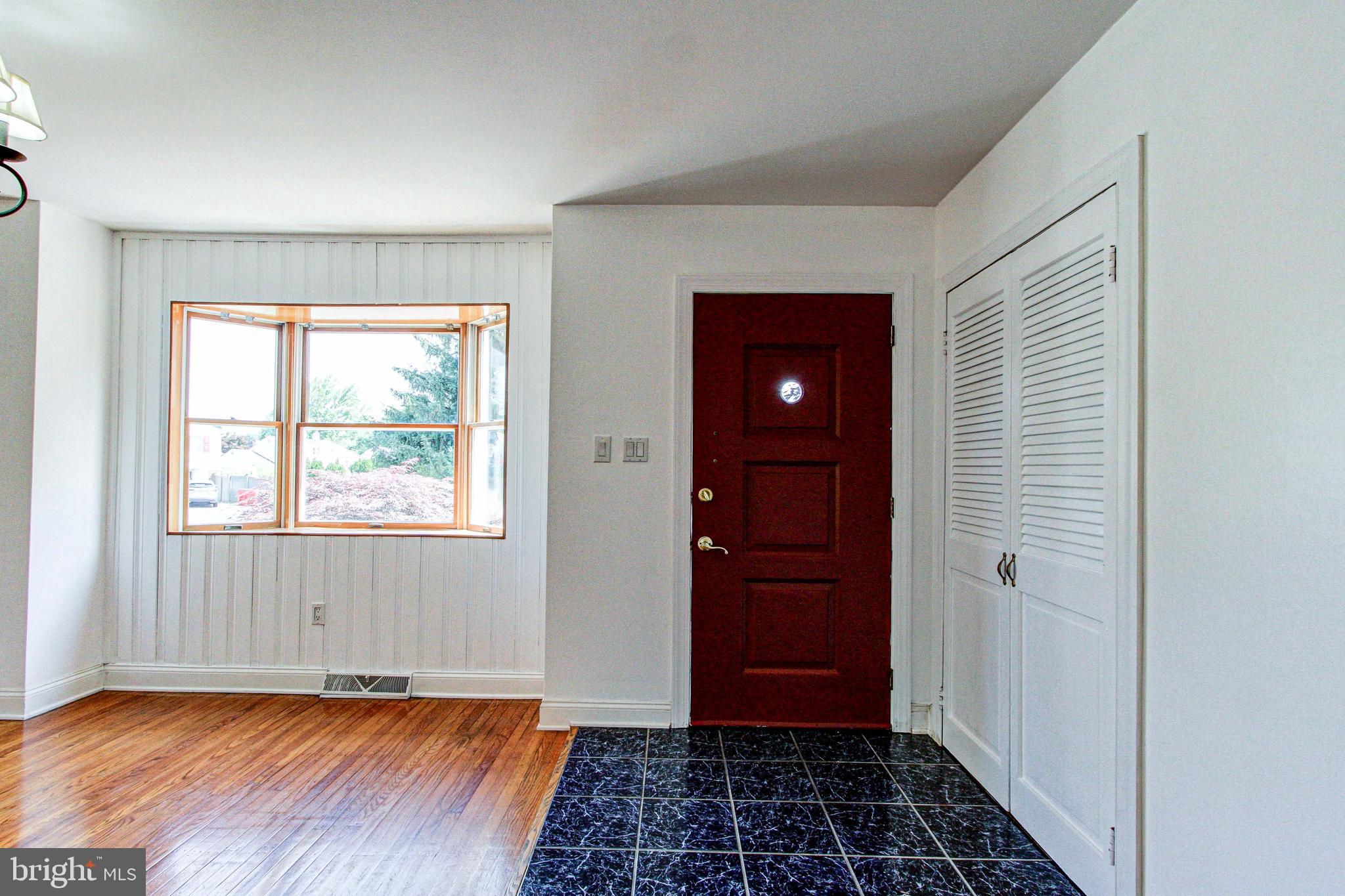 1296 Beverly Road Warminster, PA 18974 - Photo 11 of 72