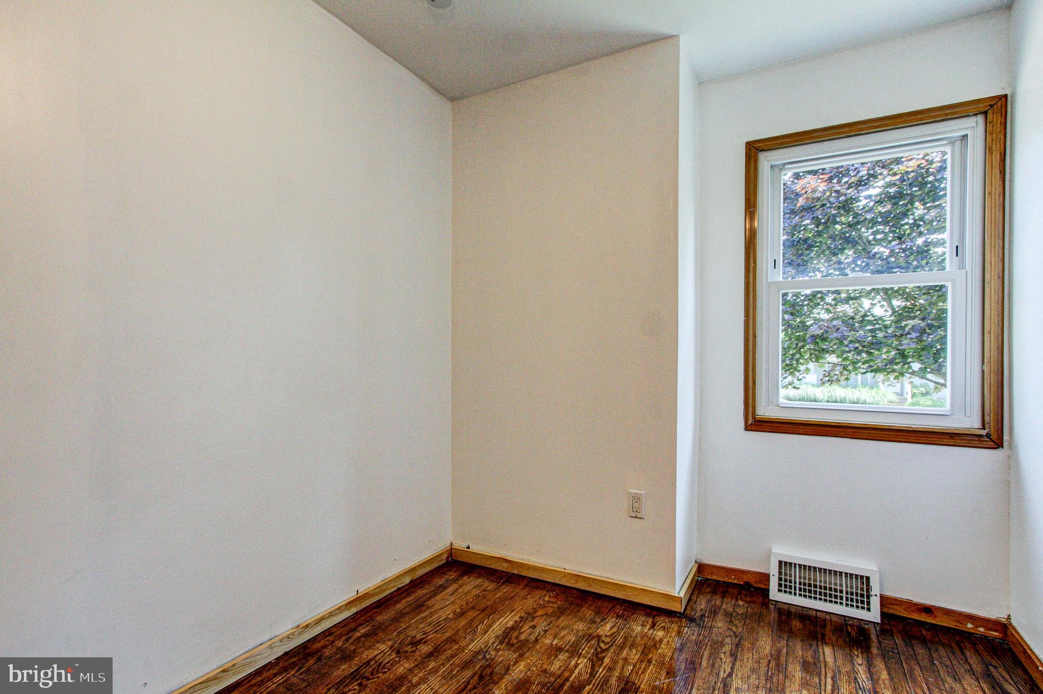 1296 Beverly Road Warminster, PA 18974 - Photo 30 of 72