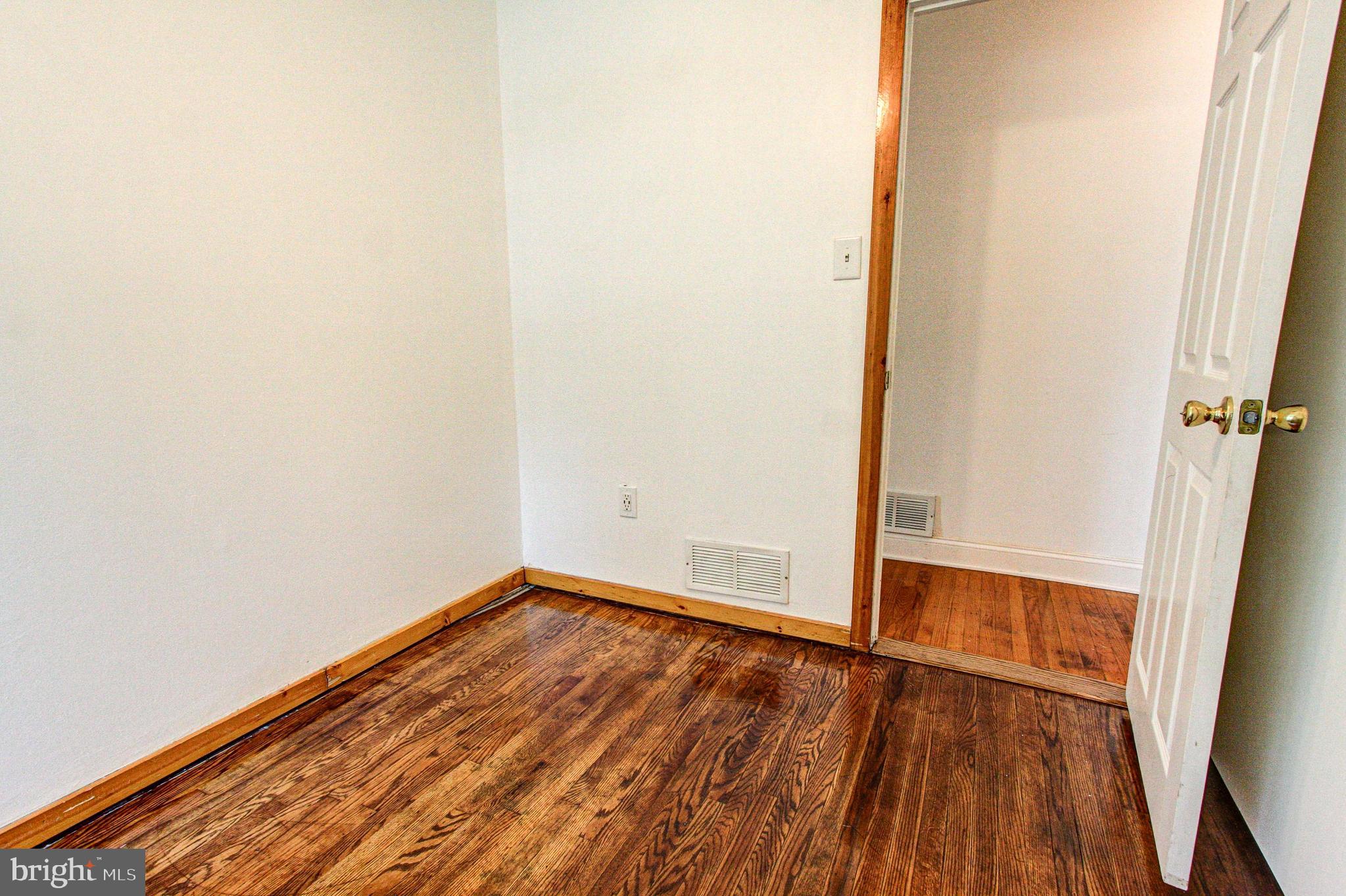 1296 Beverly Road Warminster, PA 18974 - Photo 33 of 72