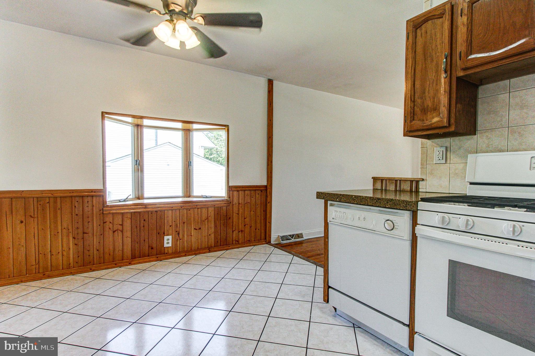 1296 Beverly Road Warminster, PA 18974 - Photo 41 of 72