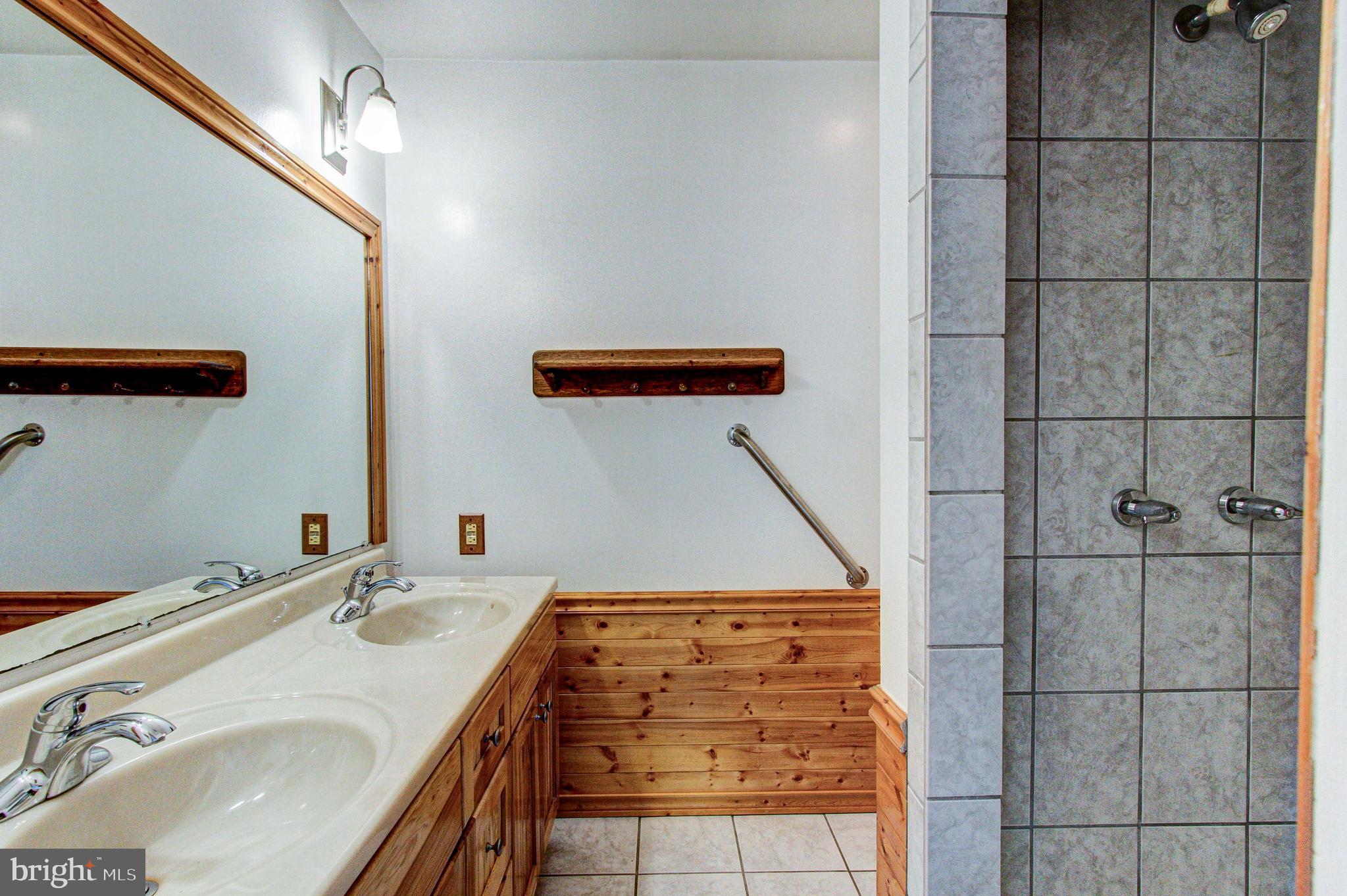 1296 Beverly Road Warminster, PA 18974 - Photo 57 of 72