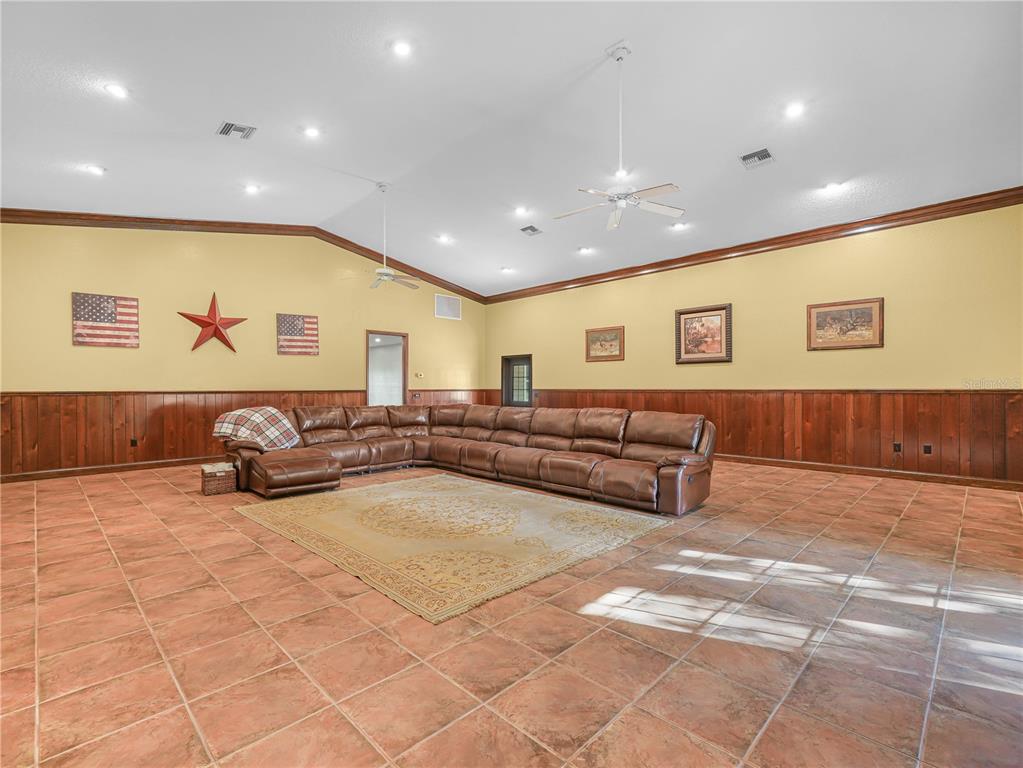 3963 Mammoth Grove Road Lake Wales, FL 33898 - Photo 18 of 42 a living room with furniture