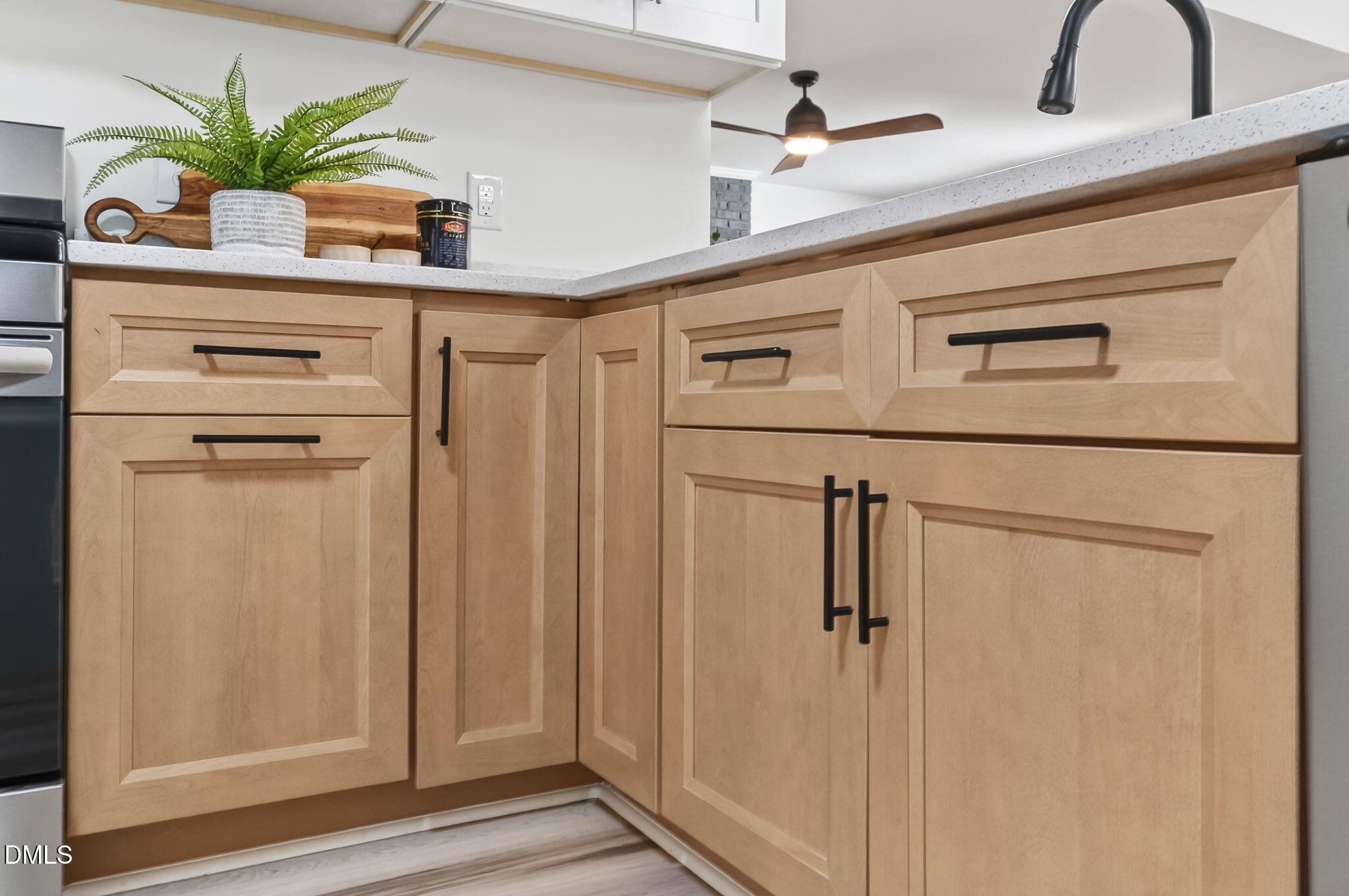 109 Hardee Street Clayton, NC 27520 - Photo 3 of 53 48-web-or-mls-DSC07978