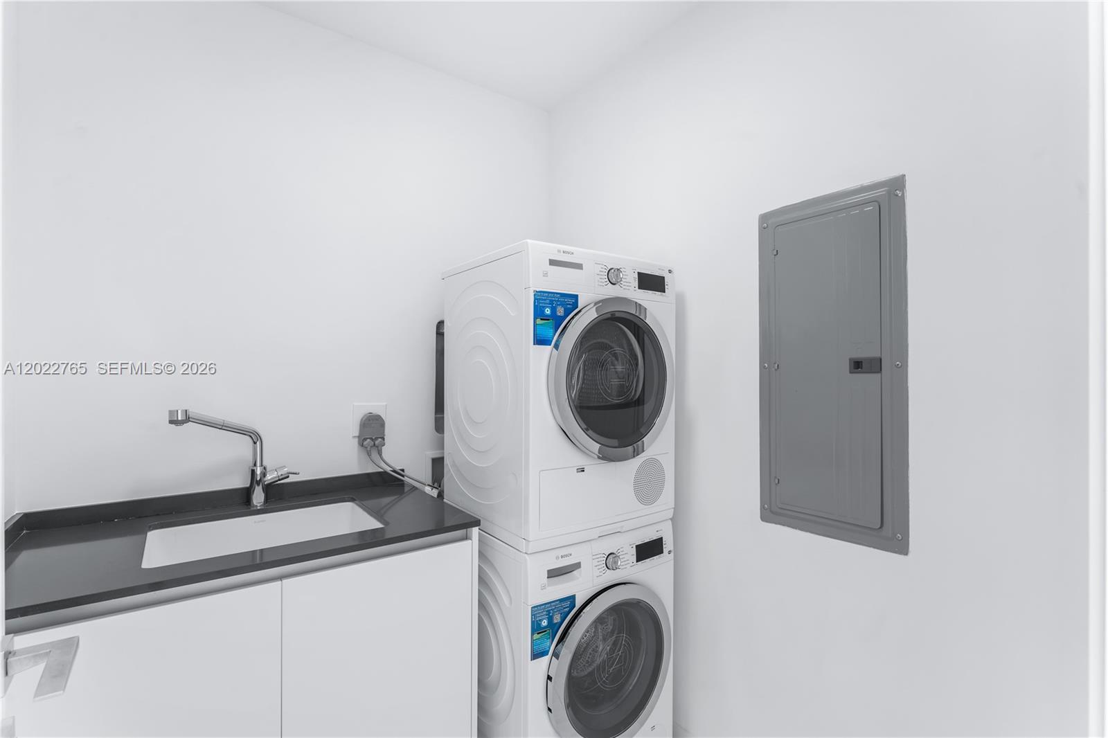 300 Biscayne Blvd Way, Unit 1802 Miami, FL 33131 - Photo 27 of 50