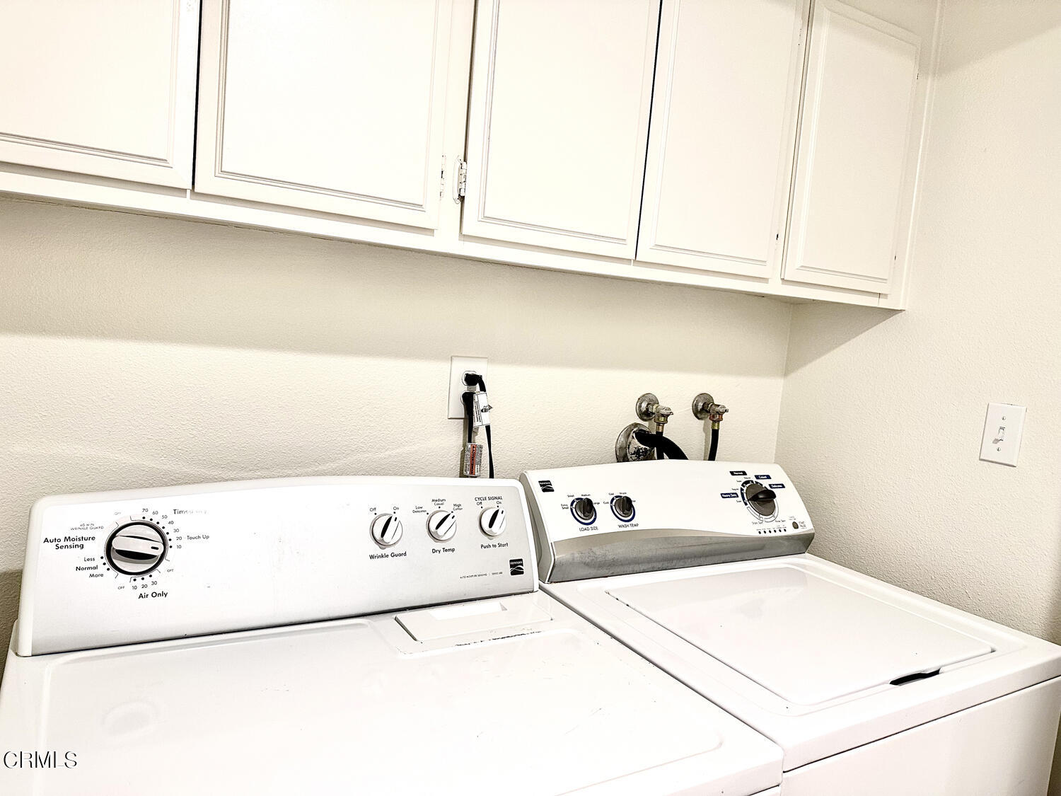 2025 Majorca Drive Oxnard, CA 93035 - Photo 15 of 28 Washer:Dryer