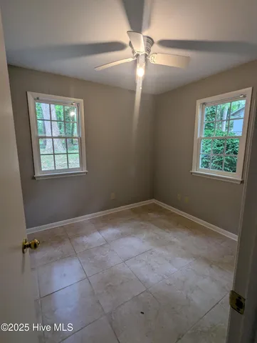 $2,150 | 23 South Circle Drive, Chapel Hill, NC 27516