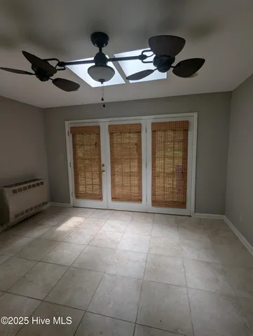 $2,150 | 23 South Circle Drive, Chapel Hill, NC 27516