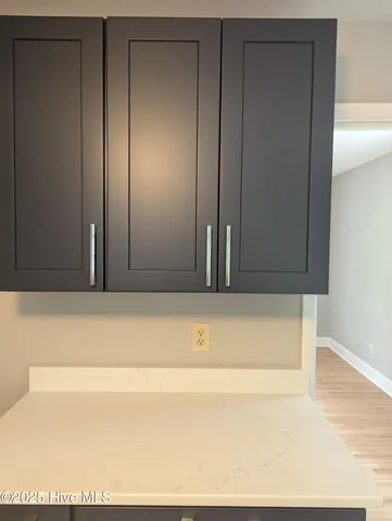 $2,150 | 23 South Circle Drive, Chapel Hill, NC 27516