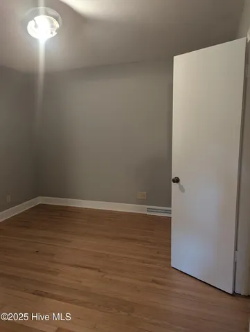 $2,150 | 23 South Circle Drive, Chapel Hill, NC 27516