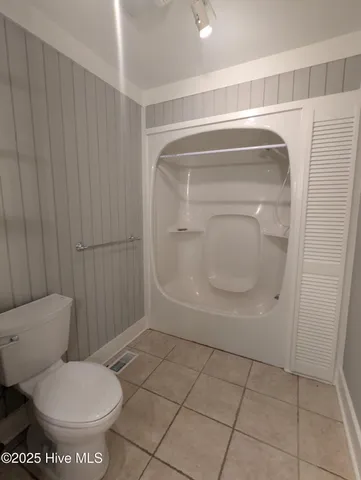 $2,150 | 23 South Circle Drive, Chapel Hill, NC 27516