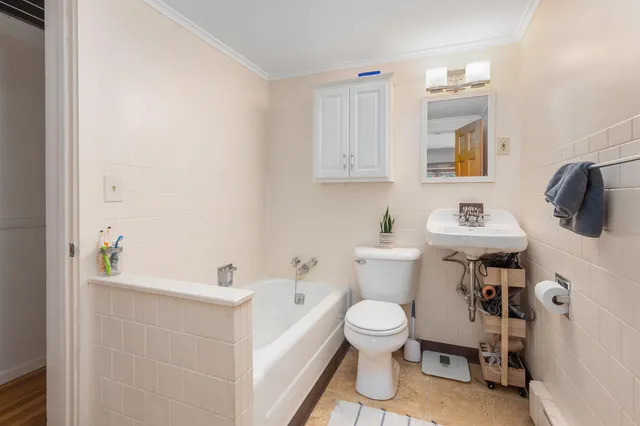 $2,300 | 468 Union Avenue, Laconia, NH 03246