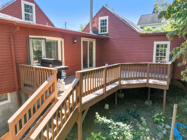 $2,300 | 468 Union Avenue, Laconia, NH 03246