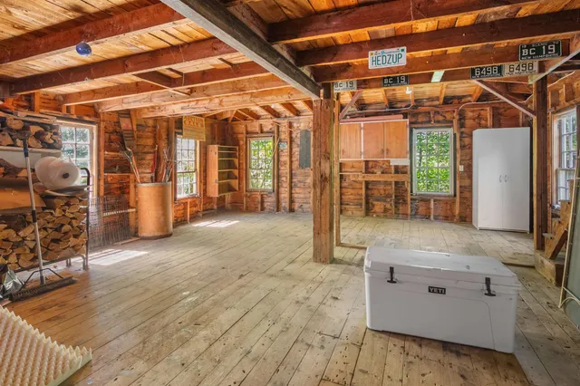 $2,300 | 468 Union Avenue, Laconia, NH 03246