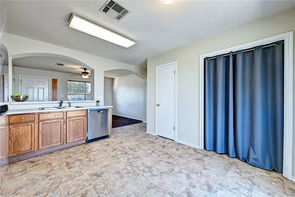 $1,750 | 11724 Gemmer Street, Del Valle, TX 78617