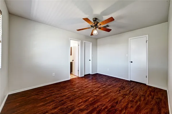 $1,750 | 11724 Gemmer Street, Del Valle, TX 78617