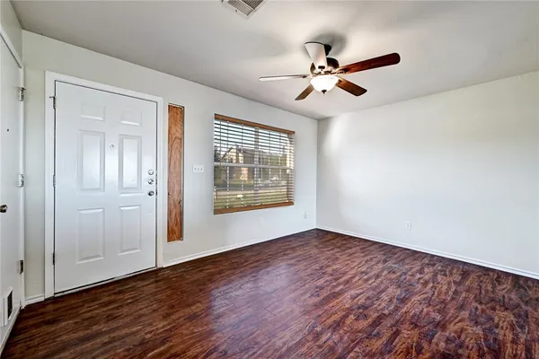 $1,750 | 11724 Gemmer Street, Del Valle, TX 78617