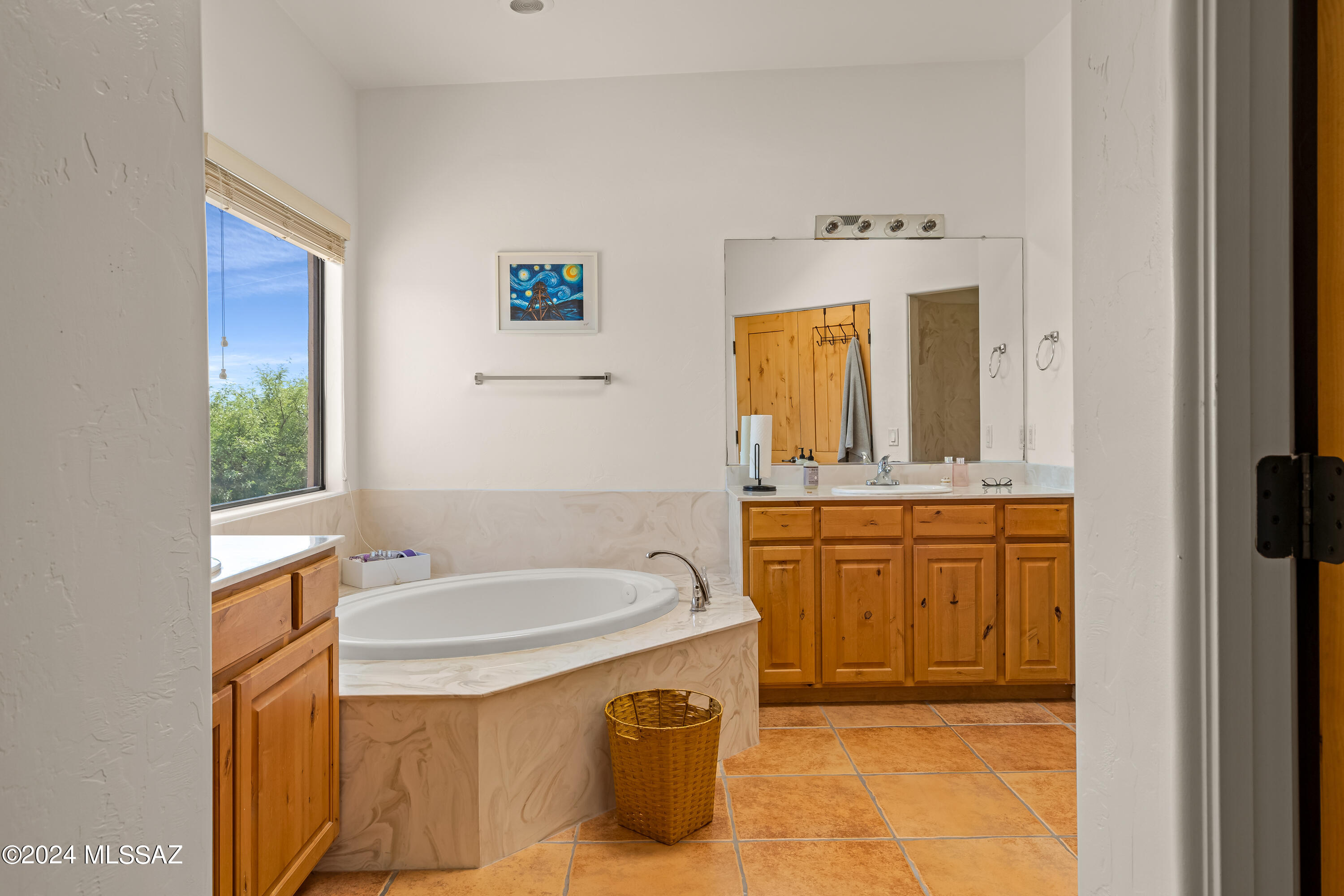 450 South Stephanie Loop Tucson, AZ 85745 - Photo 21 of 33