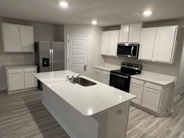 $2,350 | 4733 Airmen Drive, Crestview, FL 32539