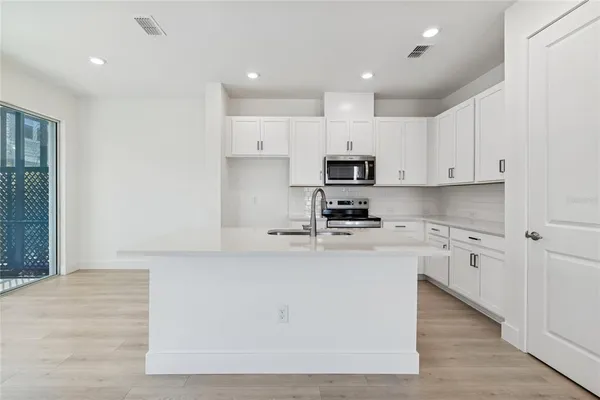 $359,990 | 10724 Oak Bnd Drive, Parrish, FL 34219