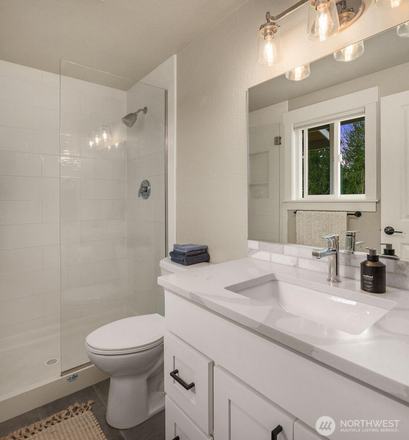 17407 3rd Avenue Southeast Bothell, WA 98012 - Photo 18 of 37