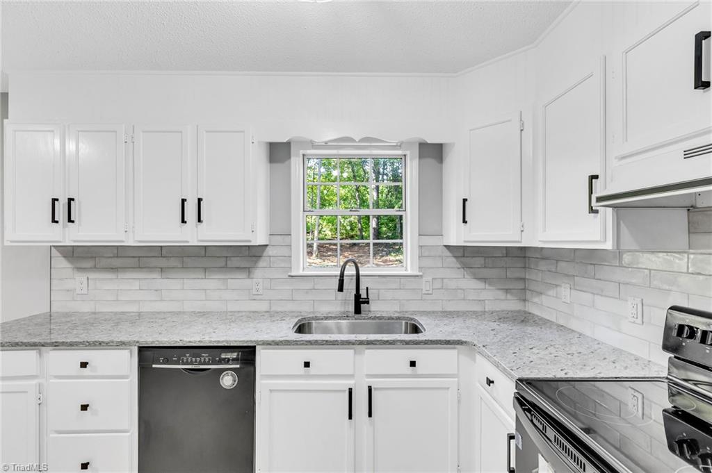 4055 Langden Road Winston-Salem, NC 27107 - Photo 8 of 33 Gallery Image 8