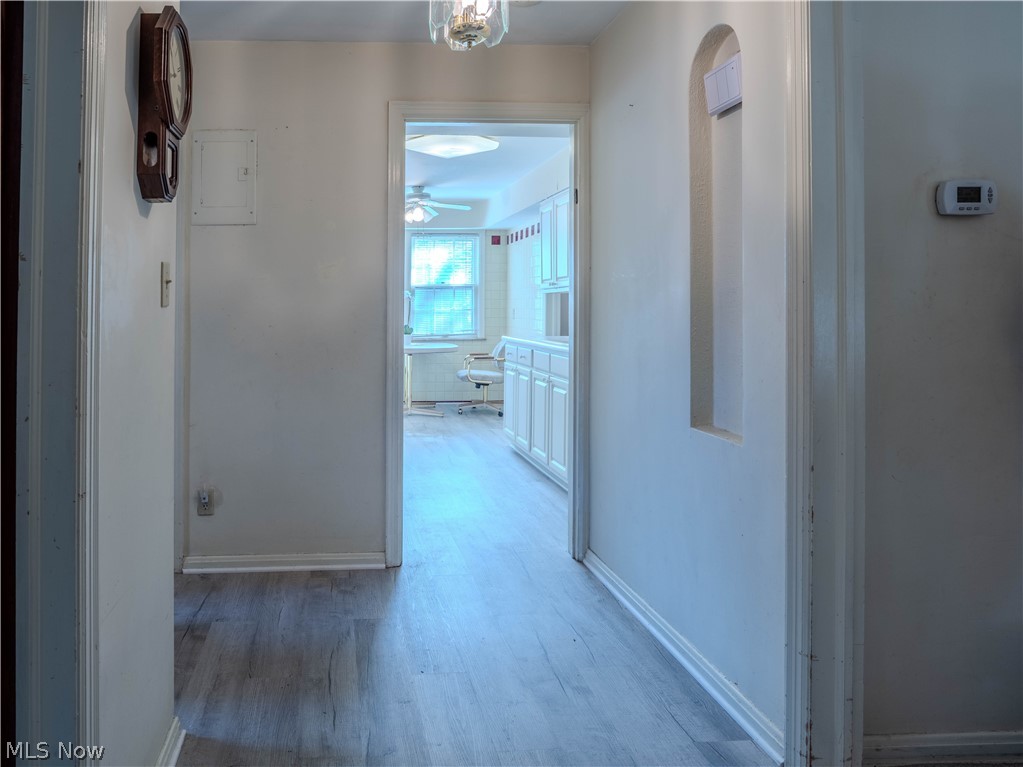 13699 Cedar Road Cleveland, OH 44118 - Photo 13 of 49