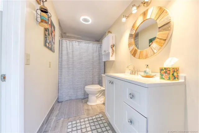 $685,000 | 4060 Northeast Breakwater Drive, Jensen Beach, FL 34957