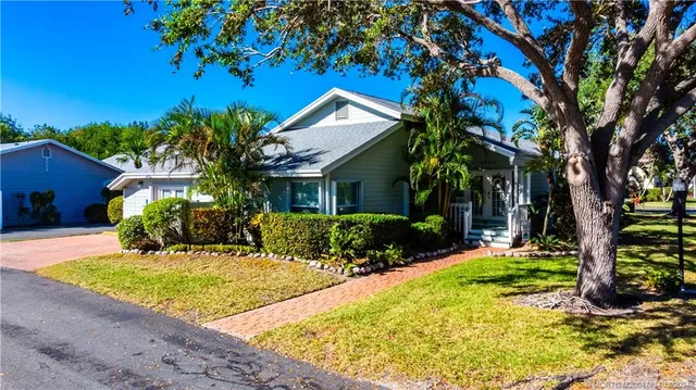 $685,000 | 4060 Northeast Breakwater Drive, Jensen Beach, FL 34957