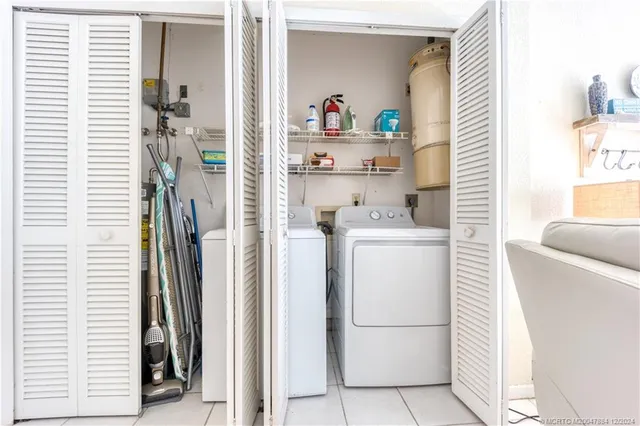 $685,000 | 4060 Northeast Breakwater Drive, Jensen Beach, FL 34957