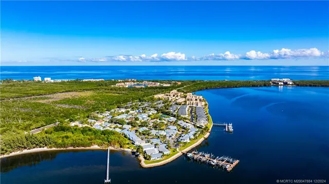 $685,000 | 4060 Northeast Breakwater Drive, Jensen Beach, FL 34957