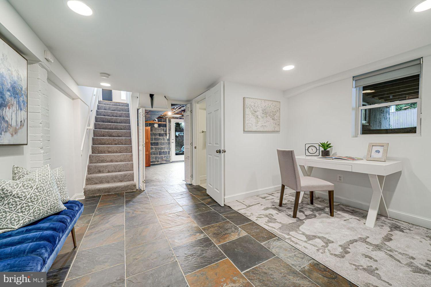 300 Highview Avenue Silver Spring, MD 20901 - Photo 25 of 47 Entrance to lower level w/ designated office area