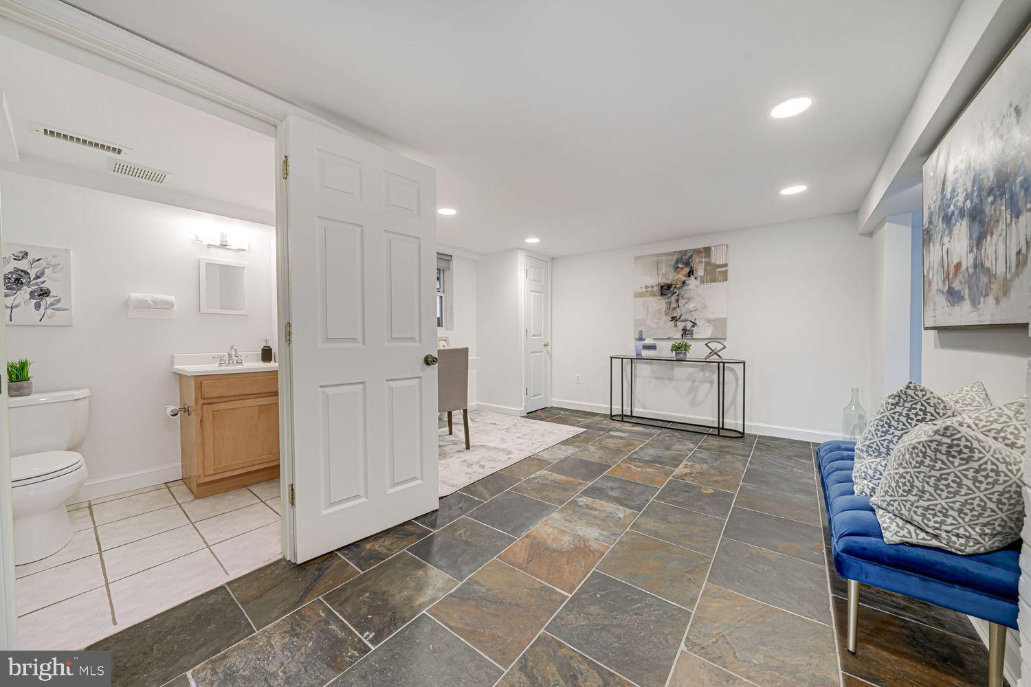 300 Highview Avenue Silver Spring, MD 20901 - Photo 26 of 47