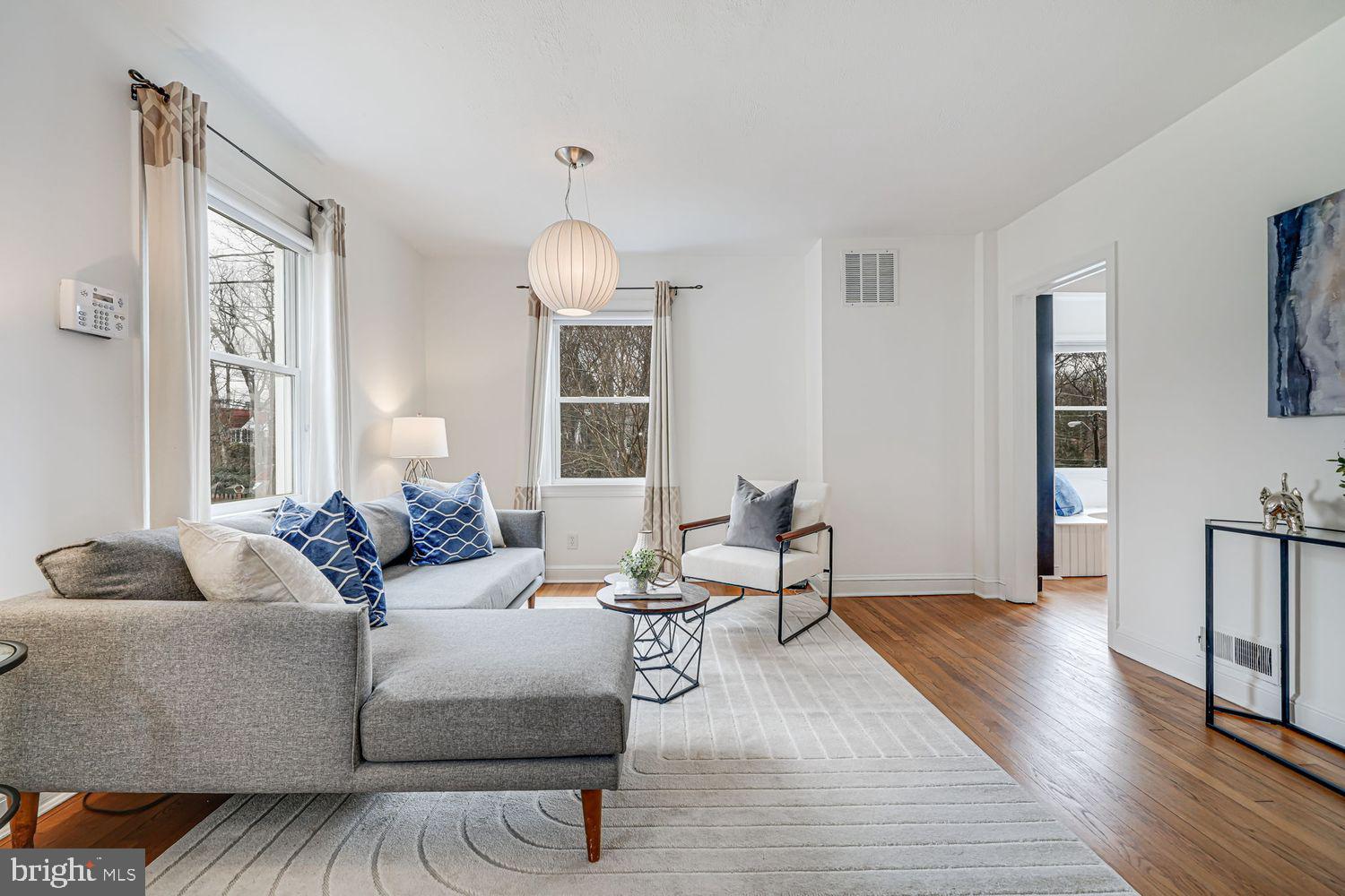 300 Highview Avenue Silver Spring, MD 20901 - Photo 8 of 47