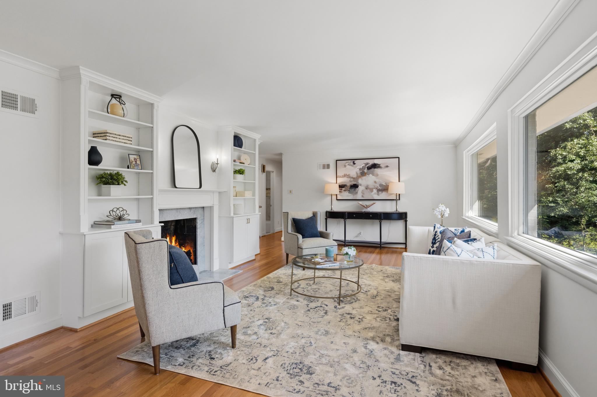 5612 Bent Branch Road Bethesda, MD 20816 - Photo 23 of 60 Spacious living room