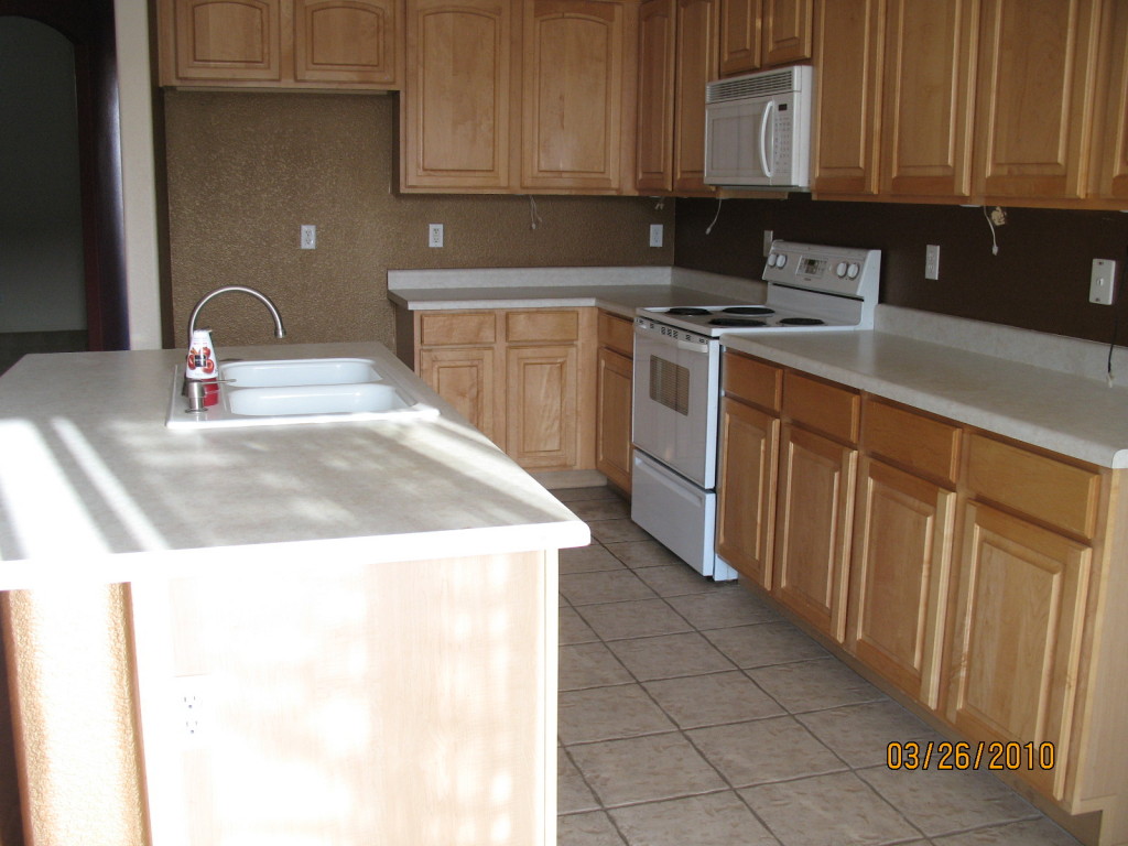 4310 South Strong Box Road Gold Canyon, AZ 85118 - Photo 2 of 15 Kitchen