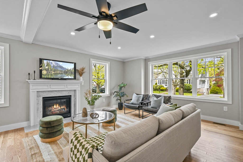 19 Philips Road Stoneham, MA 02180 - Photo 3 of 26 Gallery Image 3