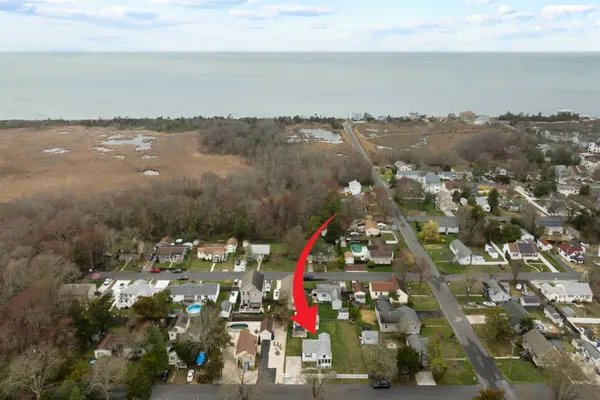 $362,000 | 105 South 8th Street, Del Haven, NJ 08251