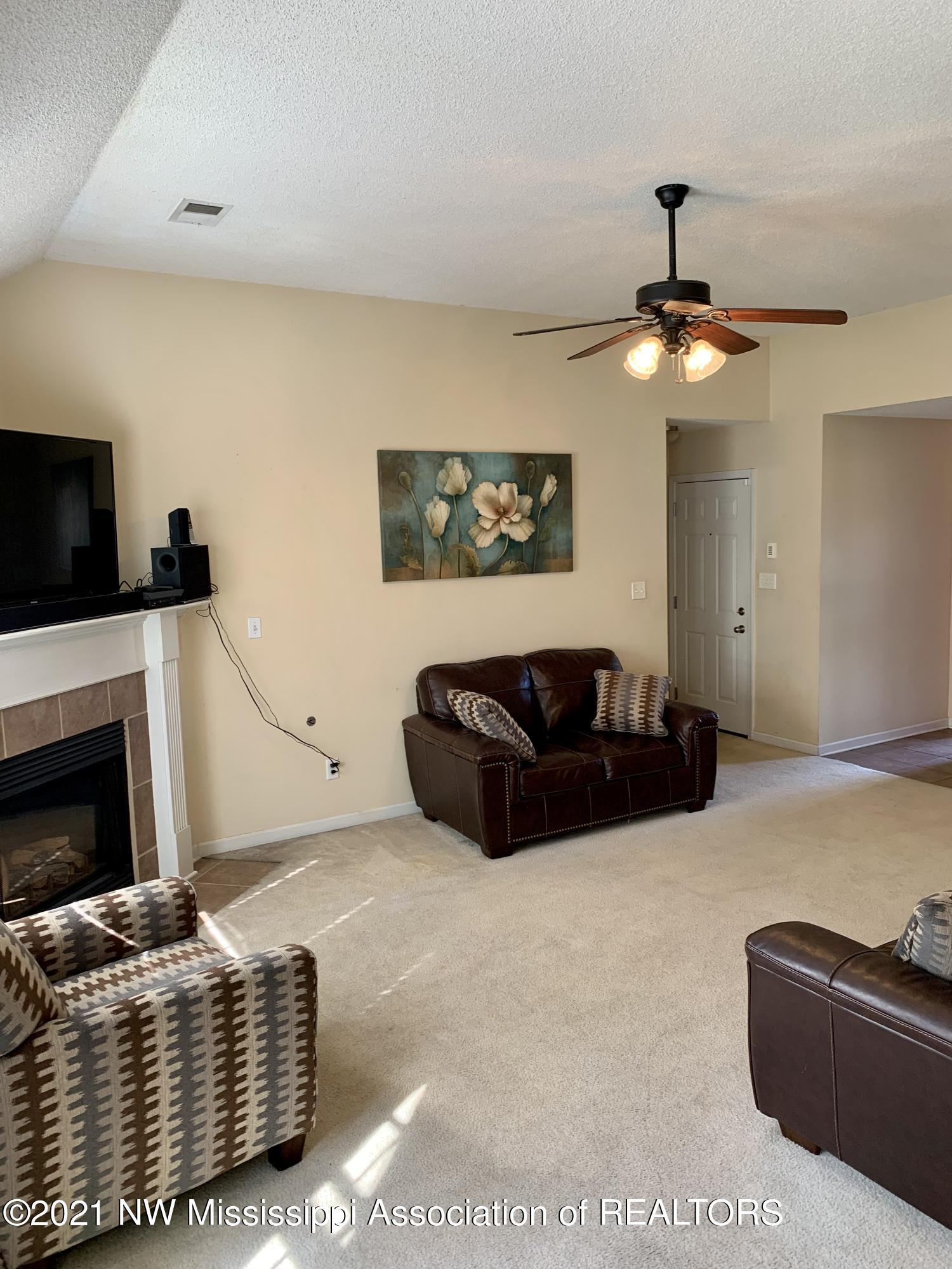 7087 Maple Grove Road Olive Branch, MS 38654 - Photo 5 of 16 IMG-5004